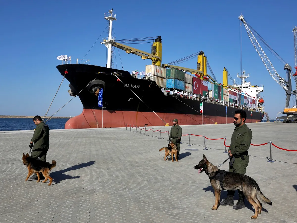 Două nave iraniene se întorc din China cu o încărcătură chimică periculoasă. Ce atac pregătește Teheran?
