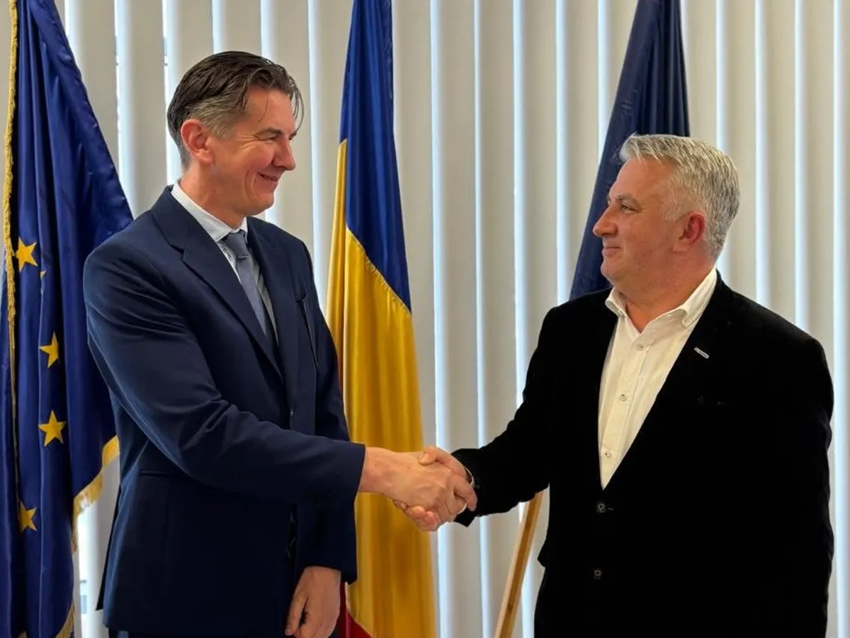 Adrian Zvîncă, președintele ANOFM și Marius Bostan, antreprenor, inițiator RePatriot - Foto: RePatriot