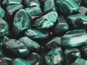 Cea mai scumpă piatră prețioasă din lume costă 500 $ pe carat - Foto: Freepik (cu rol ilustrativ