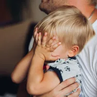 Părăsită de părinți, o tânără își caută ”rădăcinile” Foto: Freepik.com - rol ilustrativ