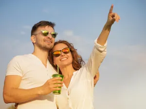 Vouchere de vacanță 2025. Ministrul Muncii spune ce salariu trebuie să ai, ca să primești ajutorul - Foto: Freepik (Imagine cu rol ilustrativ)
