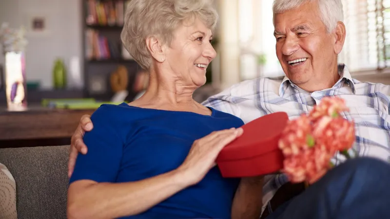 Pensionarii primesc pensiile mai devreme în luna aprilie Foto: Freepik.com - rol ilustrativ