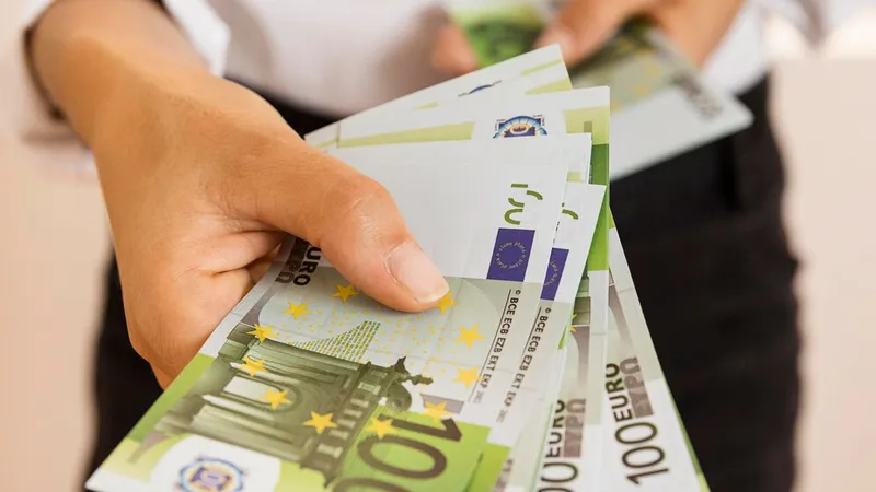 Cum au vrut acționarii români ai unei firme să păcălească fiscul din Germania? Acum îi caută Poliția - Foto: Freepik.com (rol ilustrativ)
