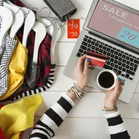 ANPC a format un Comandament Black Friday: 11 site-uri cu promoții, amendate cu 275.000 de lei. / Foto: cumparama.com