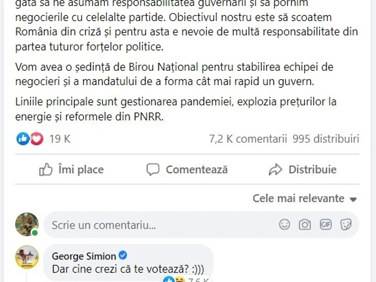 Simion se ia de Cioloș pe Facebook: „Cine crezi că te votează”/foto: facebook