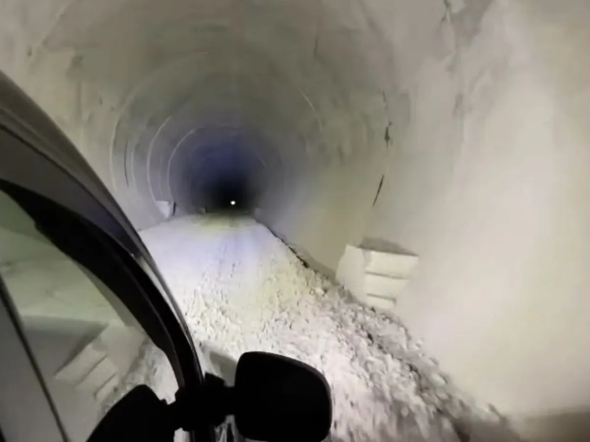 Povestea tunelurilor abandonate care leagă Argeșul de Vâlcea pe sub munți. Nu sunt „dacice” - Foto: captură video