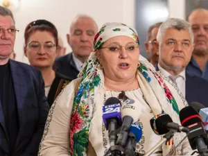 Suveraniștii pleacă în PSD. Patru deputați SOS România o părăsesc pe Șoșoacă: Sunt traseiști politic Foto:Inquam Photos / Gyozo Baghiu