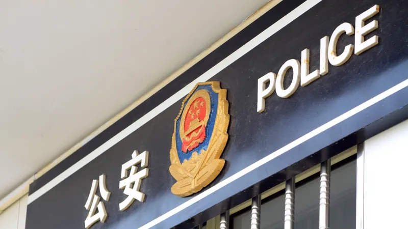 Patru persoane au murit şi cinci au fost rănite într-un atentat cu bombă artizanală împotriva unei clădiri administrative într-un sat din sudul Chinei. / Foto: news.rthk.hk