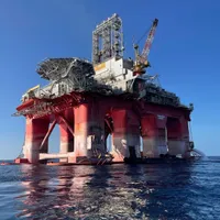 Momentul în care platforma Transocean Barents, a gigantului francez TotalEnergies, a ajuns în perimetrul Neptun Deep - Foto: Profimedia Images
