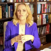 Firea și biblioteca/FOTO: facebook.com