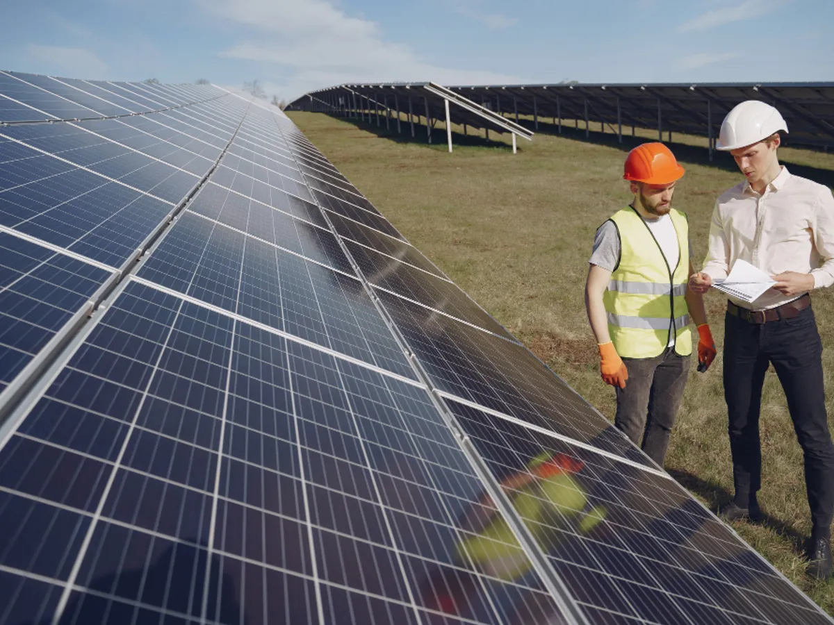 panouri fotovoltaice - Foto: Magnific (rol ilustrativ)