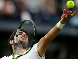 Carlos Alcaraz îl va înfrunta pe Novak Djokovic în finala de anul acesta de la Wimbledon - Foto: Profimedia Images