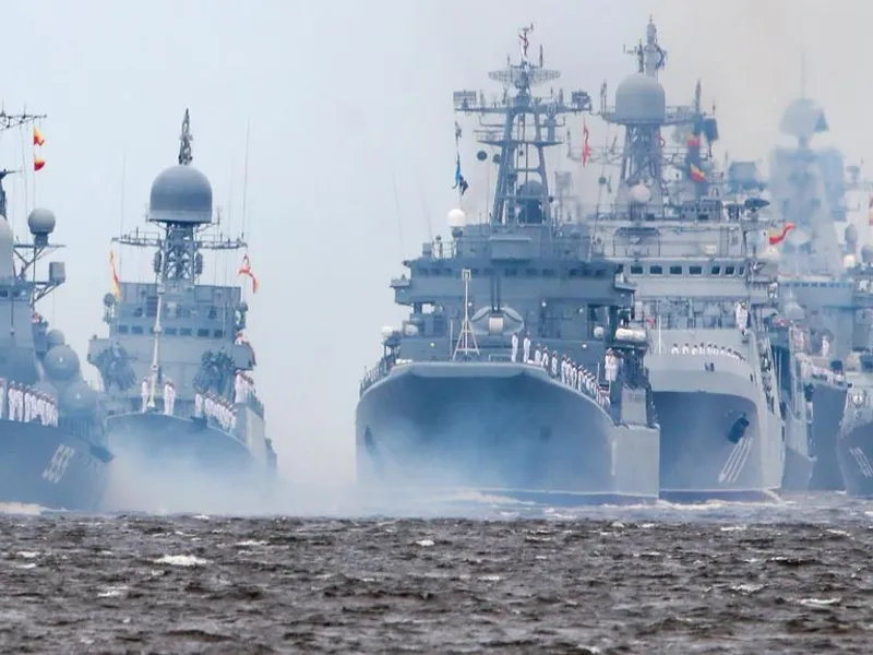 Ucrainenii susțin că țin la respect flota rusă din Marea Neagră la 100 km de coasta Ucrainei. / Foto: thetimes.co.uk