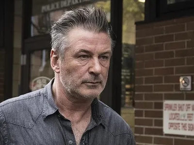 Alec Baldwin victimă a unui incident similar cu cel în care a murit Brandon Lee/Foto: hoolywoodnews