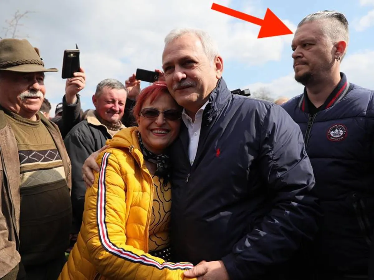 Dragnea și, în spate, îngerul lui păzitor/FOTO: Facebook.com