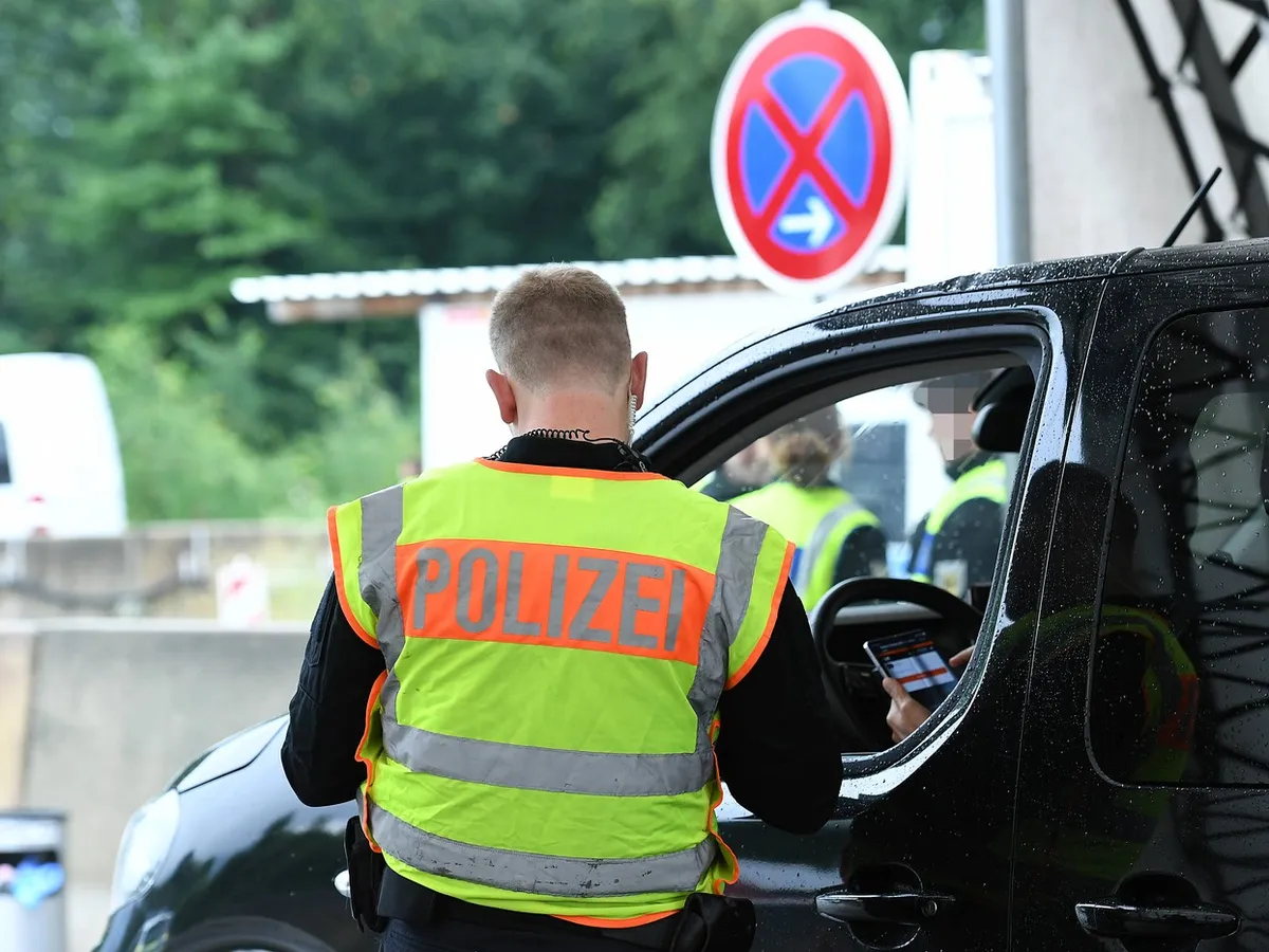 Șofer român, cercetat penal în Germania pentru că transporta un Lamborghini. I-au confiscat mașina - Foto: Profimedia Images (rol ilustrativ)