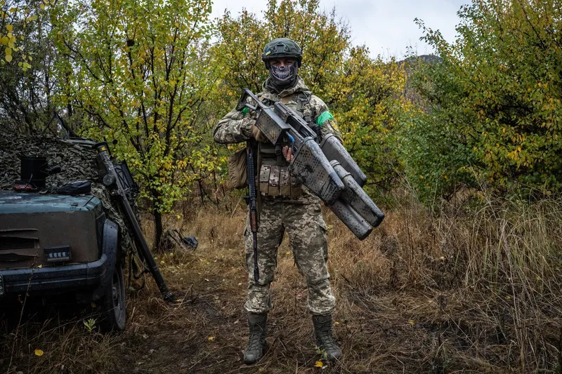 Pușcă anti-drone dini dotarea armatei Ucrainei - Foto: Profimedia Images