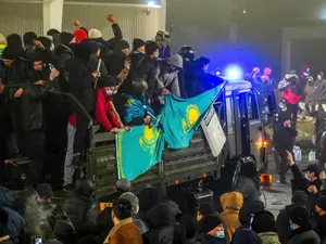 Forțele de securitate din Kazahstan, în alertă maximă, pe fondul apelurilor la noi proteste/FOTO:ft.com