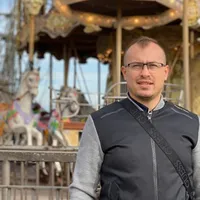 Marius Strat, șeful de la Promovare Turistică Tulcea l-a lovit cu toporișca pe iubitul fostei soții Foto: Facebook