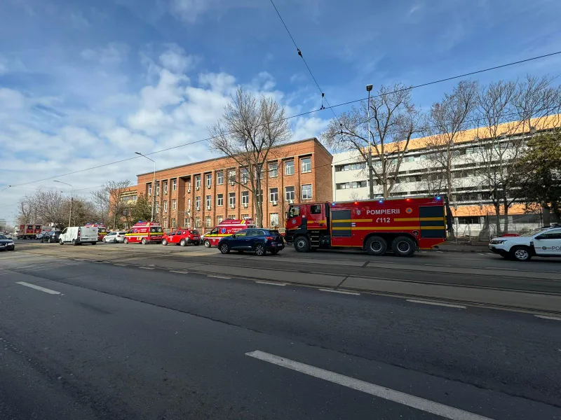 Un liceu important din Capitală a fost evacuat Foto: ISU București- Ilfov