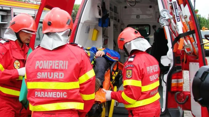 3 morți și 8 răniți în urma unui accident între un microbuz și un autoturism în județul Galați - Foto: Profimedia images