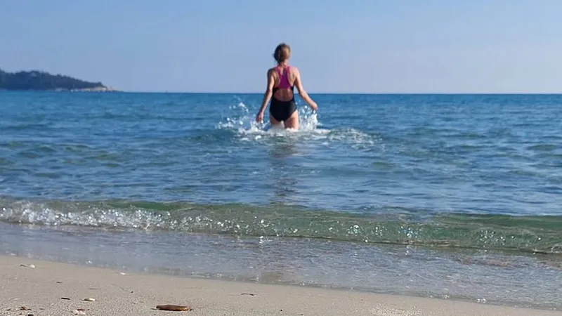 Baie în Thassos de Revelion 2023 / Foto: Facebook
