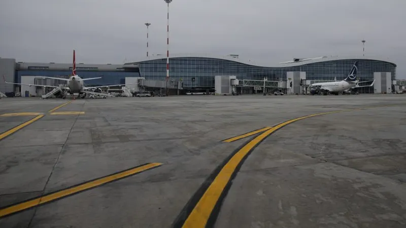 A fost inaugurată pista 2 a Aeroportului „Henri Coandă”/FOTO: Inquam Photos/Octav Ganea