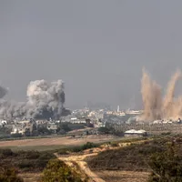 Zeci de morți în Gaza după unui atac israelian. 320 de ținte teroriste, distruse - Foto: Profimedia images