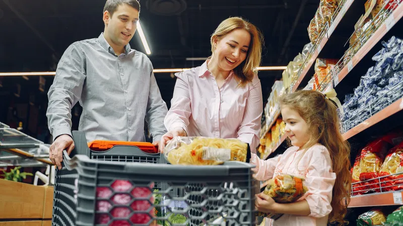 Guvernul trebuie să facă reforme şi să tempereze cheltuielile - Foto: Pexels / Gustovo Fring (imagine cu rol ilustrativ)