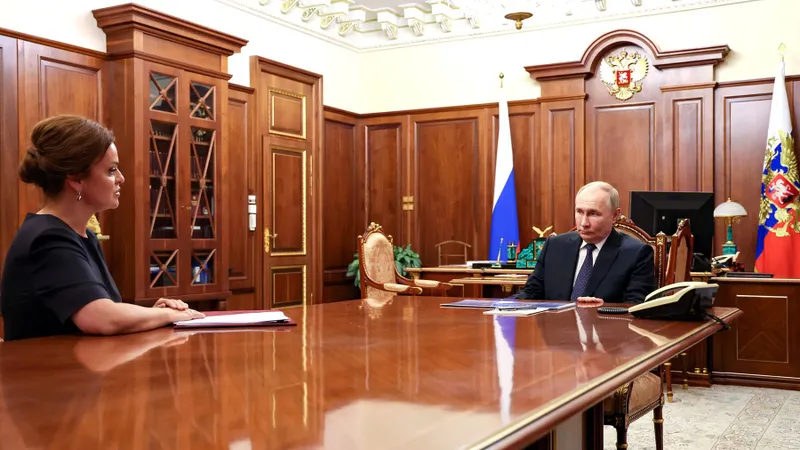 Putin și-a numit o verișoară în funcția de secretar de stat în Ministerul Apărării - Foto: Profimedia Images