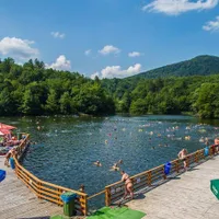 Una dintre marile stațiuni de băi din România a dat startul pentru sezonul 2024. Cât costă intrarea Foto: Radio infinit (fotografie cu caracter ilustrativ)