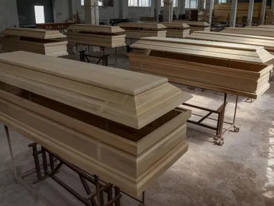 Un antreprenor din Moldova cucerește Europa făcând sicrie de calitate - Foto: Violeta Colesnic/DW