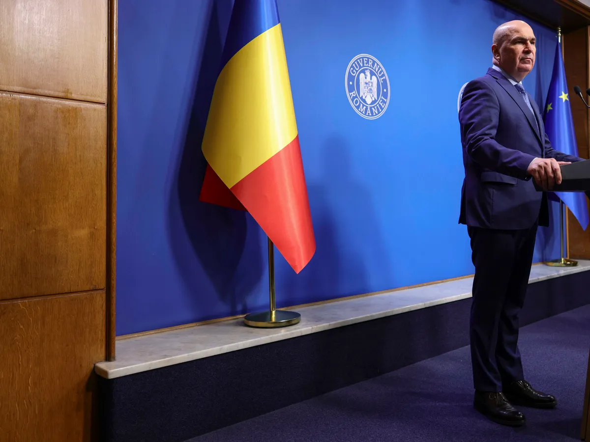 Bolojan a explicat cele două scenarii posibile după votul de la moțiune. Când se va implica Nicușor Dan?