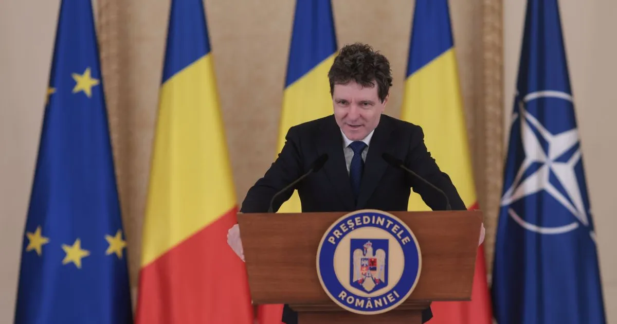 Nicuşor Dan le-a cerut membrilor Coaliţiei să nu se mai critice şi ce discută să rămână bătut în cuie • Newsweek România