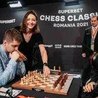 Se încinge lupta la Superbet Chess Classic Romania 2021: trei jucători conduc, la egalitate/FOTO: Superbet Chess Classic Romania 2021