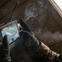Operator de dronă ucrainean în Bahmut, imagine ilustrativă - Foto: Profimedia Images