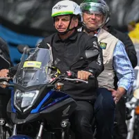 Jair Bolsonaro ignoră regulile de protecție sanitară. FOTO: Facebook