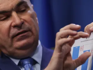 Ilie Bolojan: Peste 98% dintre profesori sunt acum titulari - Foto: INQUAM PHOTOS/Octav Ganea