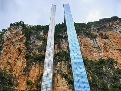 Lift construit pe un munte - Foto: captură YouTube