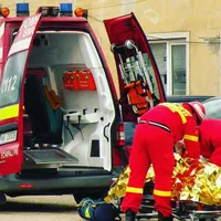 Interventia SMURD pentru transportarea unei victime la spital - Foto: SMURD (cu rol ilustrativ)