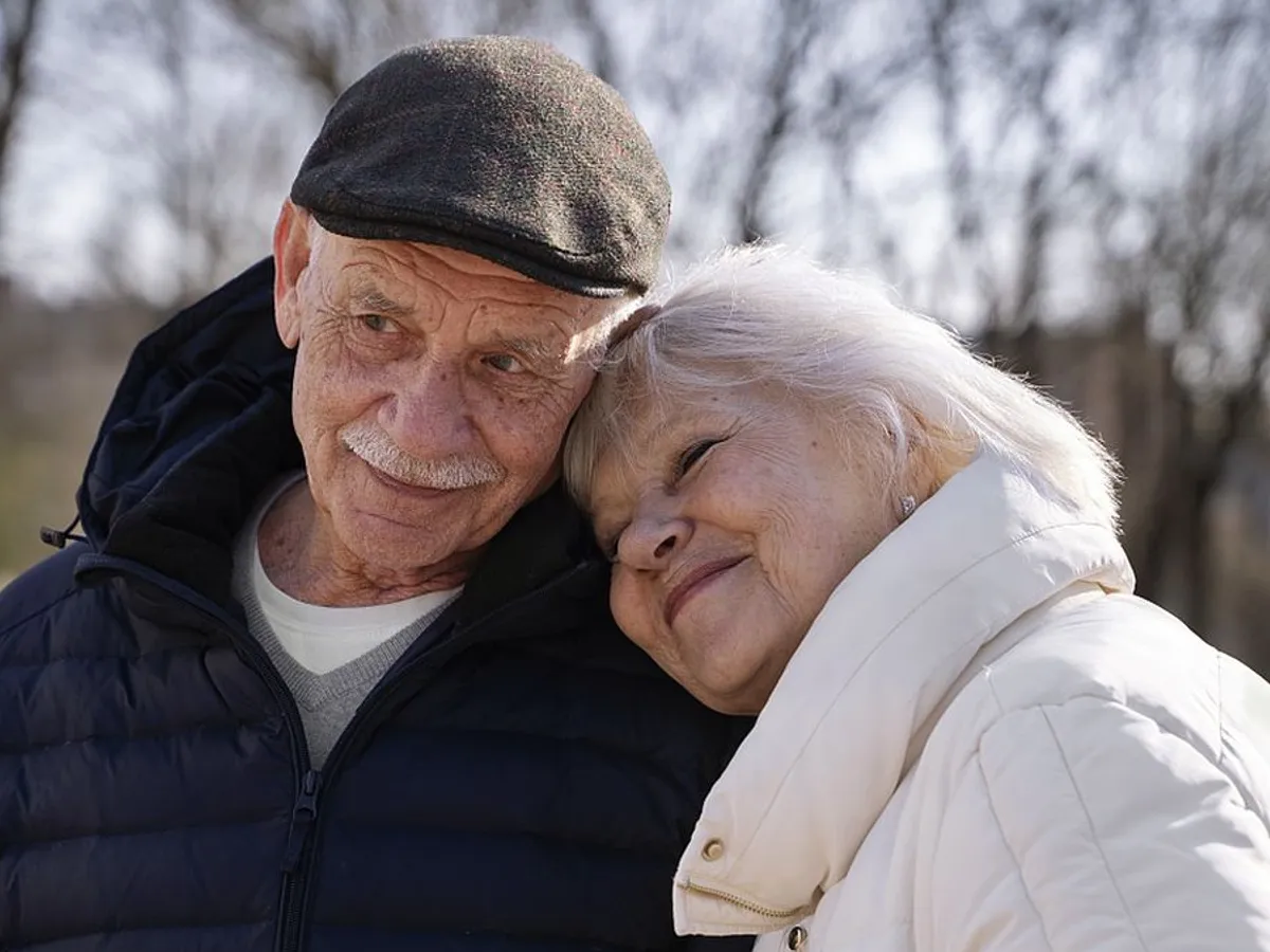 Cuplu de seniori fericiţi - Foto: Freepik/CC0