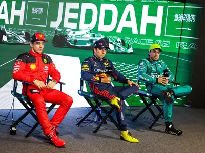 F1 Ghinion pentru Max, în Arabia Saudită: dureri de stomac și mașină stricată. Perez, în pole. - Foto: Profimedia Images