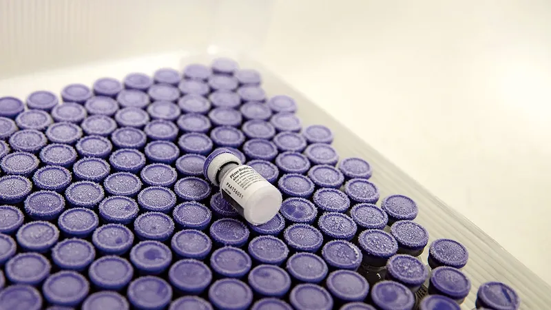 Doze de vaccin Pfizer/BioNTech la Spitalul de Copii Rady din San Diego