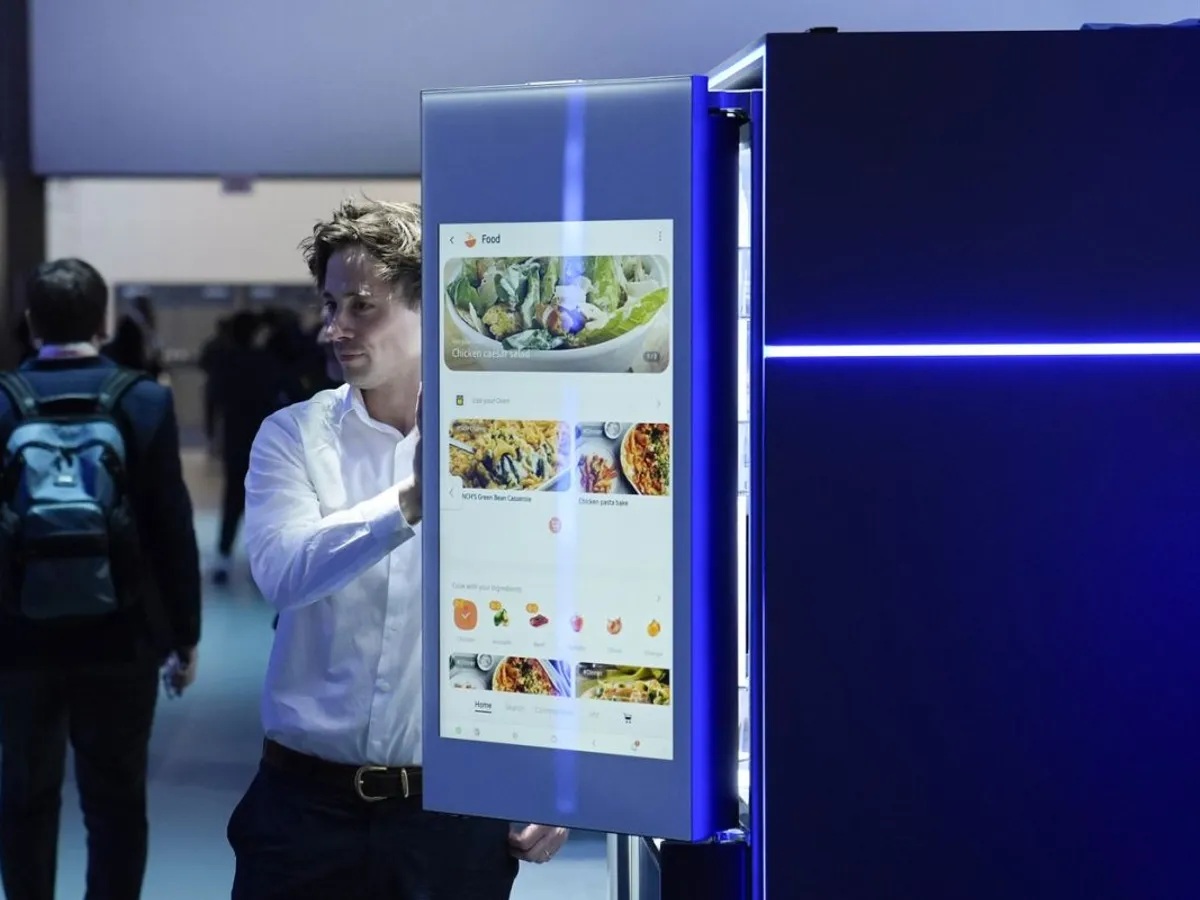 Bespoke AI Family Hub, de la Samsung, expus la CES TechShow, în Las Vegas - Foto: Profimedia Images