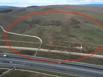 Alunecare de teren pe A10 - Foto: ziarulunirea.ro