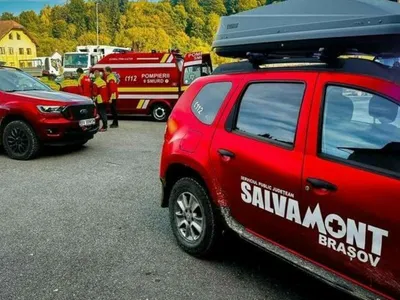 Intervenție rapidă a salvamontiștilor după ce o tânără s-a lovit la picior, în Bucegi. În ce stare e - Foto: Salvamont Brasov