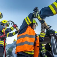 Impact violent pe DN 15: 3 victime și trafic blocat după un accident între un camion și un microbuz - FOTO: Pixabay(imagine cu rol ilustrativ)