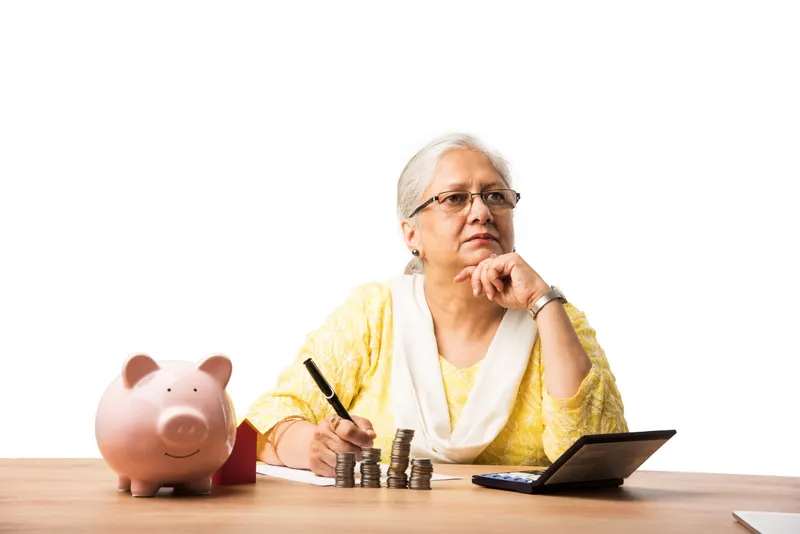 Pensionar, îngrijorat de pensie - Foto: Freepik