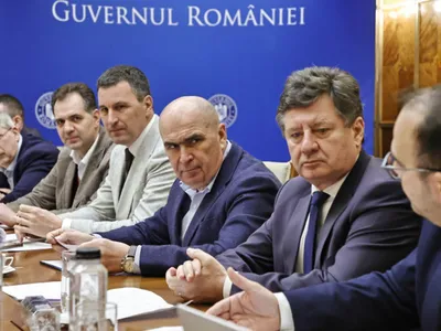 Premierul Ilie Bolojan, la întâlnirea cu aleşii locali, iniţiată de vicepremierul Tanczos Barna - Foto: gov.ro