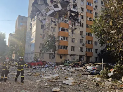 Explozie într-un bloc din Rahova - Foto: ISU B-IF